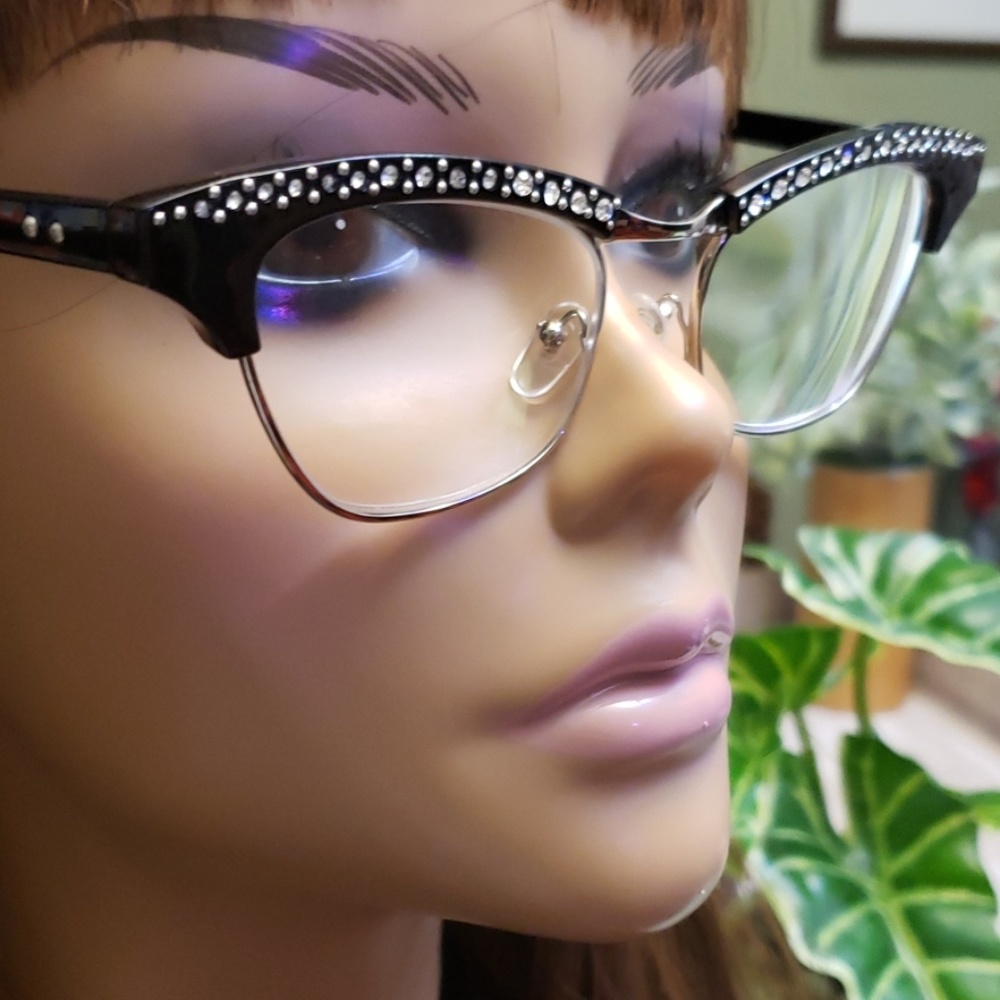 Glamorous Oval Black Reading Glasses - Picture 1 of 7